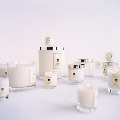 English Pear & Freesia Scented Candle
